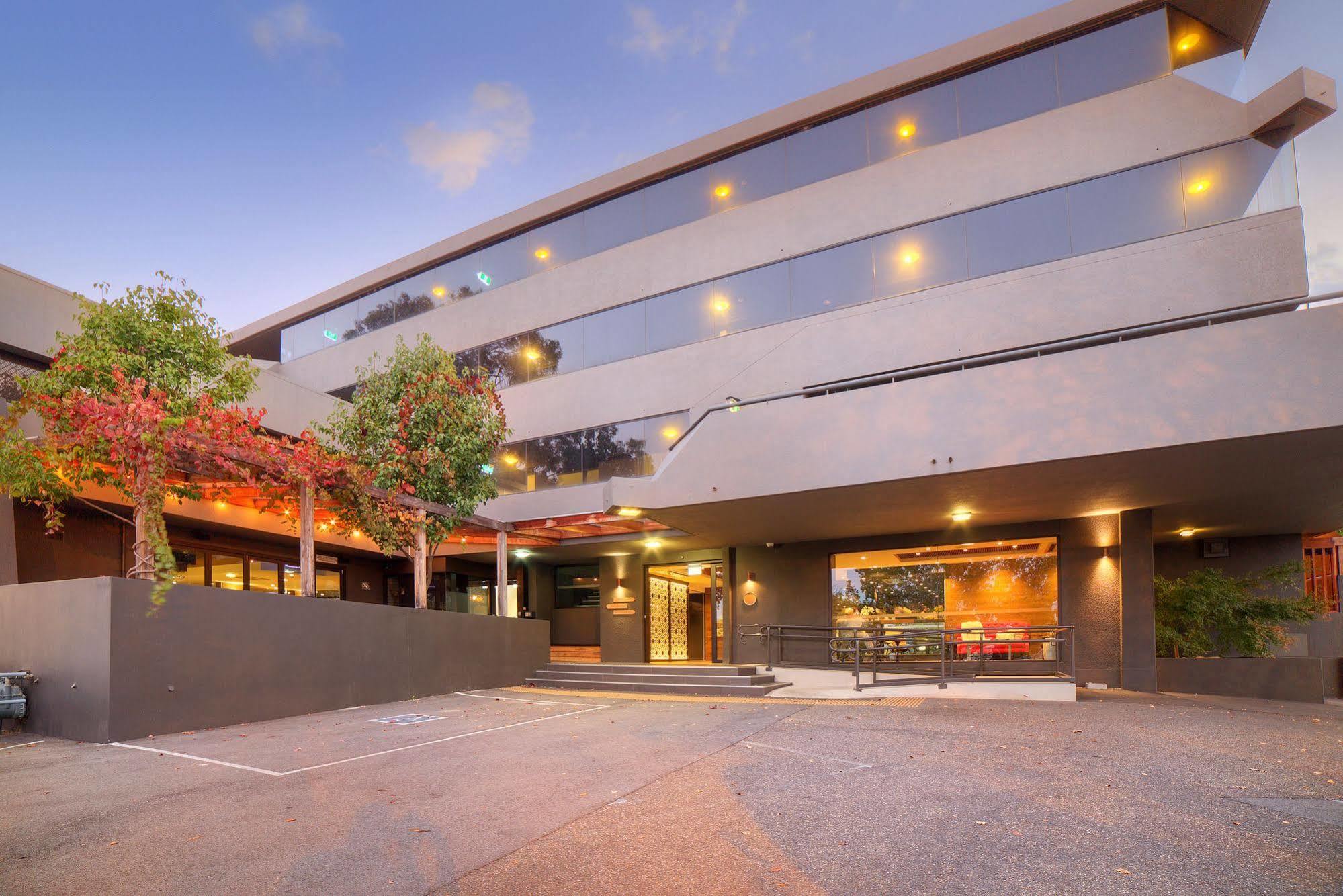 Townhouse Hotel Wagga Wagga Exterior photo